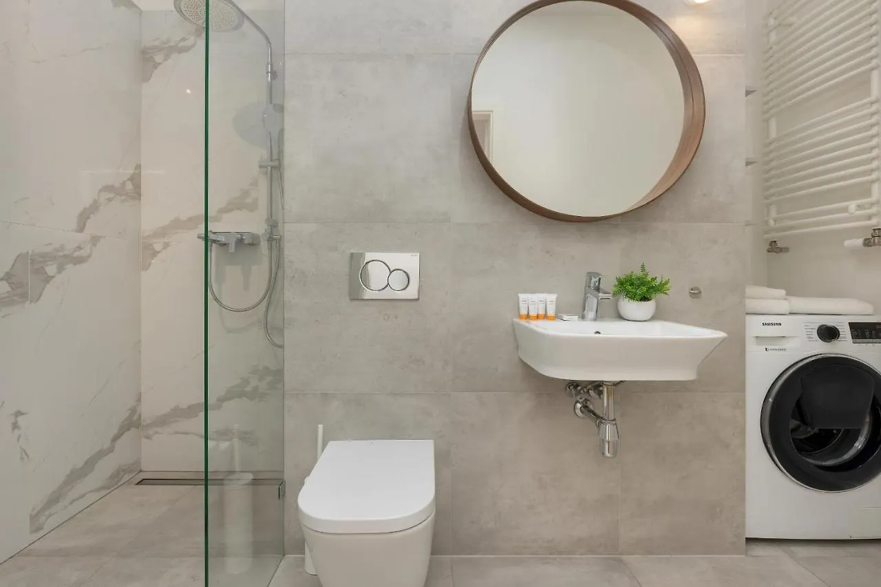 Siedmiogrodzka Air-Conditioned Apartment With Balcony Wola By Noclegi Renters Warsaw 0*,